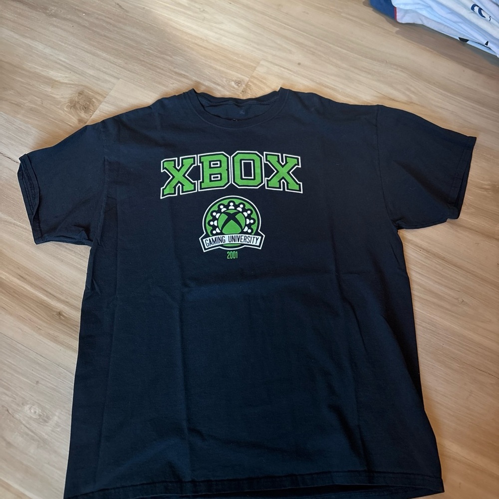 Gaming tee